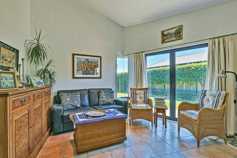 Photo of property in 4 Kentia Place, Havelock North, 4130