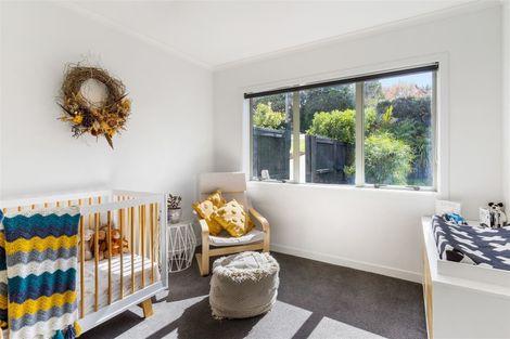 Photo of property in 31 Cockle Bay Road, Cockle Bay, Auckland, 2014