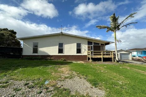 Photo of property in 180 Mahia Road, Wattle Downs, Auckland, 2103