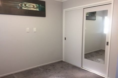 Photo of property in 5c Catherine Crescent, Moturoa, New Plymouth, 4310