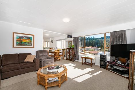 Photo of property in 131 Waikawa Road, Picton, 7220