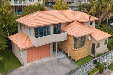 Photo of property in 6a Manuwai Road, Torbay, Auckland, 0630