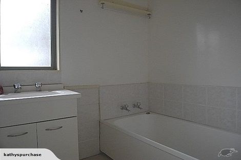 Photo of property in 100c Birkenhead Avenue, Birkenhead, Auckland, 0626