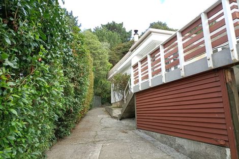 Photo of property in 136 Wyndham Road, Pinehaven, Upper Hutt, 5019