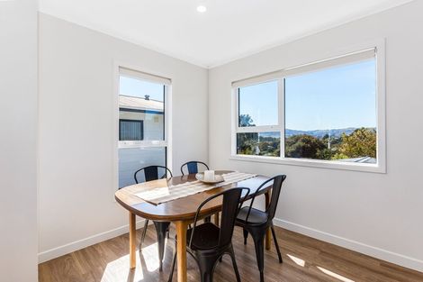 Photo of property in 11 Parkinson Close, Whitby, Porirua, 5024