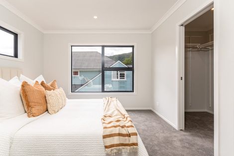 Photo of property in 20b Korau Grove, Stokes Valley, Lower Hutt, 5019