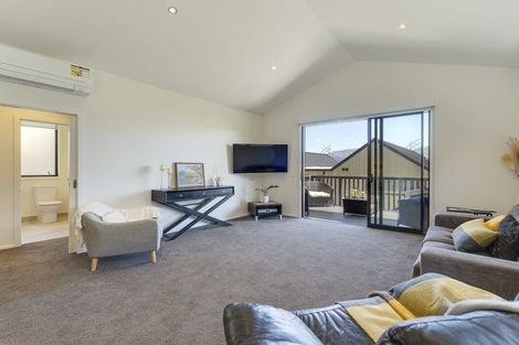 Photo of property in 5a Glenelg Lane, Jacks Point, 9371