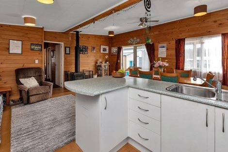 Photo of property in 21 Tamure Place, Ruakaka, 0116