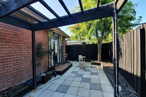 Photo of property in 1/68 Abberley Crescent, St Albans, Christchurch, 8014
