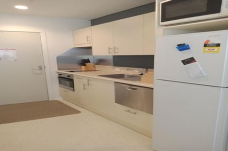 Photo of property in Terrace Heights Apartments, 2/163p The Terrace, Wellington Central, Wellington, 6011