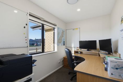 Photo of property in 52 Hilton Drive, Amberley, 7410