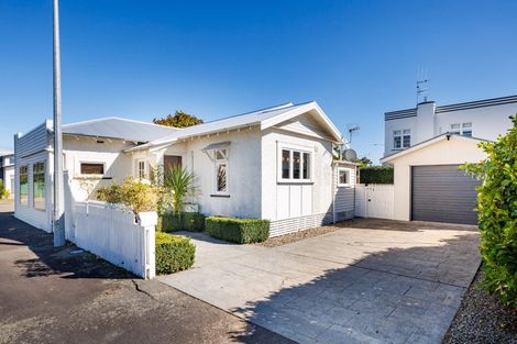 Photo of property in 3 Saint Johns Avenue, Palmerston North, 4414