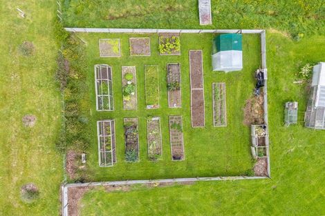 Photo of property in 40 Kristin Place, Manakau, Levin, 5573