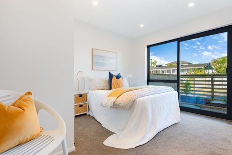 Photo of property in 2c Grove Lane, Pakuranga, Auckland, 2010