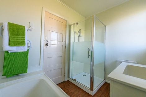 Photo of property in 4 Evatt Street, Bryndwr, Christchurch, 8053