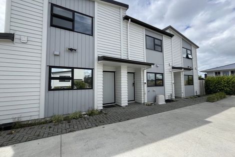 Photo of property in 96d Triangle Road, Massey, Auckland, 0614