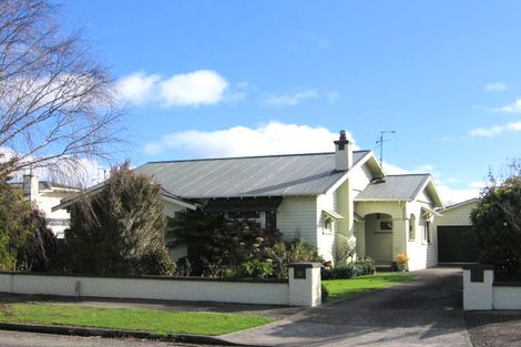Photo of property in 10 Miro Street, Takaro, Palmerston North, 4410