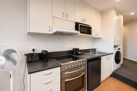 Photo of property in Terrace Garden Apartments, 5b/120 The Terrace, Wellington Central, Wellington, 6011