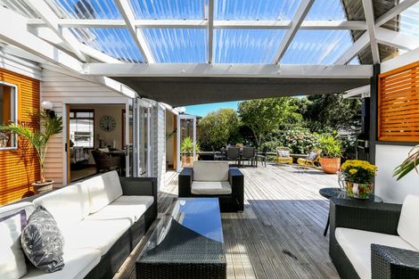 Photo of property in 27 Barriball Street, Fitzroy, New Plymouth, 4312