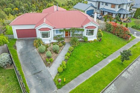 Photo of property in 71 Cashmere Drive, Fitzherbert, Palmerston North, 4410