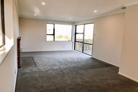 Photo of property in 32 Tomkins Street, Green Island, Dunedin, 9018