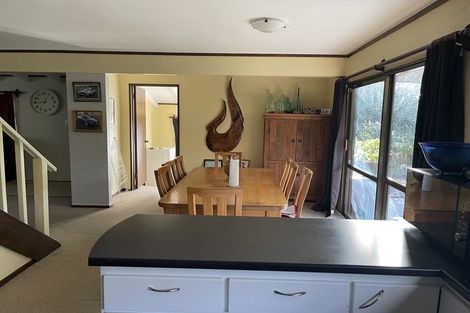 Photo of property in 1 Green Place, Richmond Heights, Taupo, 3330