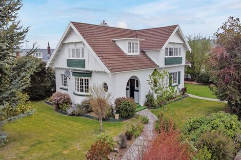 Photo of property in 17 Rhodes Street, Waimate, 7924