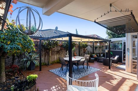 Photo of property in 15 Dillon Street, Blenheim, 7201