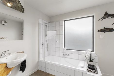 Photo of property in 911 Aubrey Road, Albert Town, Wanaka, 9305