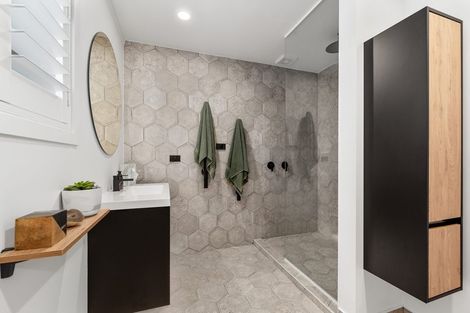 Photo of property in 137 Shelly Beach Road, Shelly Beach, Helensville, 0874