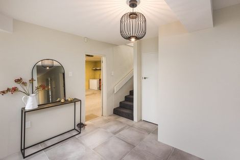 Photo of property in 14 Kensington Mews, Hokowhitu, Palmerston North, 4410