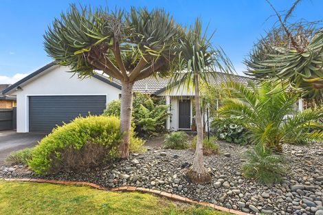 Photo of property in 35 Ridgeway Road, Pukekohe, 2120