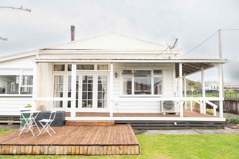 Photo of property in 41 James Street, Inglewood, 4330