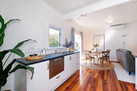 Photo of property in 80 Meeanee Quay, Westshore, Napier, 4110