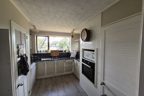 Photo of property in 12 Kew Place, Richmond Heights, Taupo, 3330