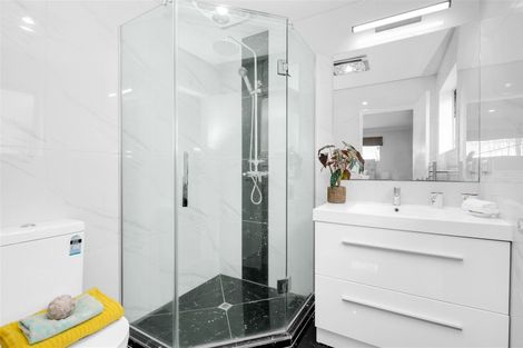 Photo of property in 20 Moville Drive, Flat Bush, Auckland, 2019