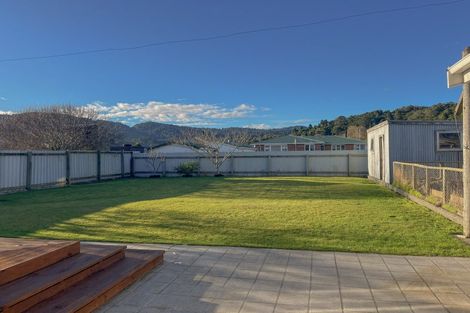 Photo of property in 11 Byron Street, Greymouth, 7805