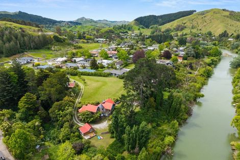 Photo of property in 83 Riverside Road, Whataupoko, Gisborne, 4010