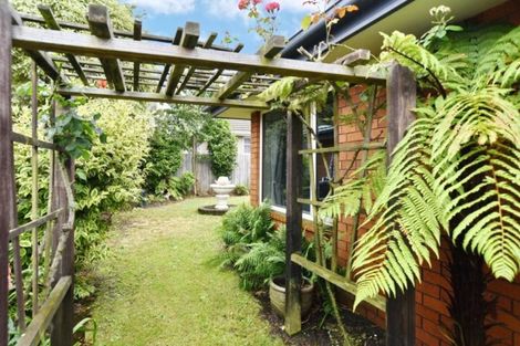 Photo of property in 395 Yaldhurst Road, Russley, Christchurch, 8042