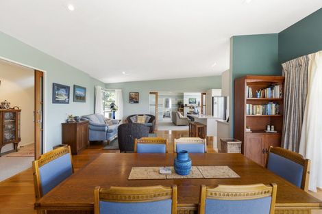 Photo of property in 14 Branksome Place, Aokautere, Palmerston North, 4471