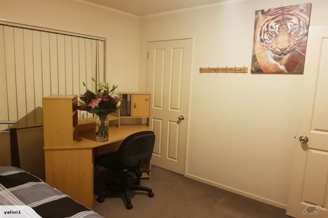 Photo of property in 66a Rimu Street, New Lynn, Auckland, 0600