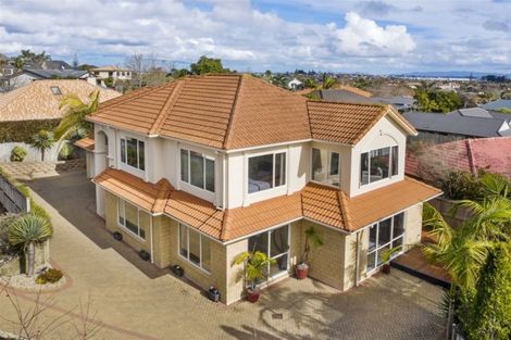Photo of property in 13 Dunvegan Rise, East Tamaki Heights, Auckland, 2016