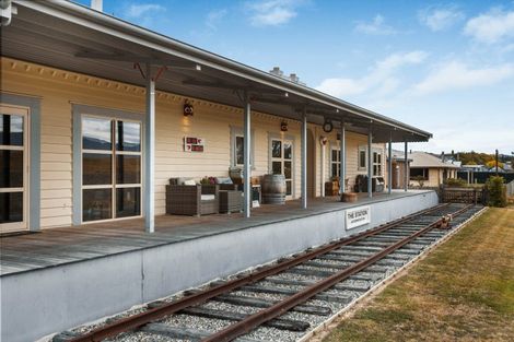 Photo of property in 11 Half Time Close, Omakau, 9376