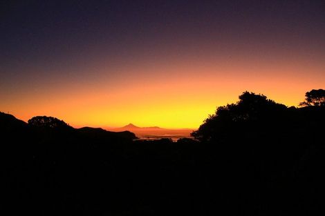 Photo of property in 12 Takarei Terrace, Mokau, 4376