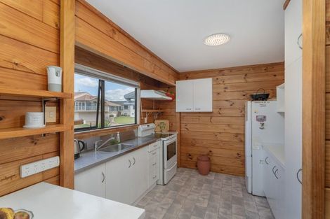 Photo of property in 28 Cory Wright Drive, Tairua, 3508