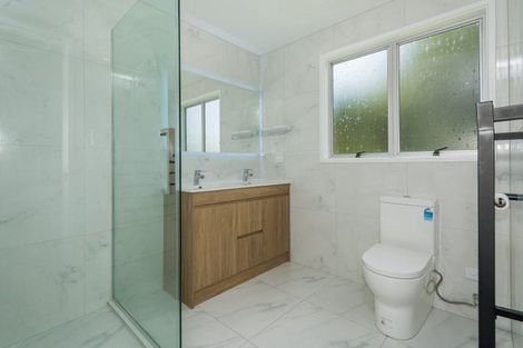 Photo of property in 59 Sycamore Drive, Sunnynook, Auckland, 0620