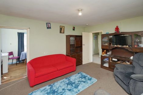 Photo of property in 33 Ontario Place, Wainoni, Christchurch, 8061