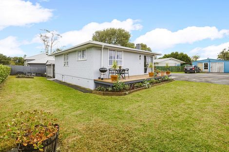 Photo of property in 34 Cramond Drive, Mangere East, Auckland, 2024