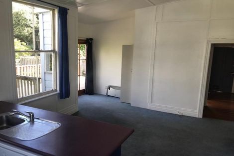 Photo of property in 35 Hankey Street, Mount Cook, Wellington, 6011