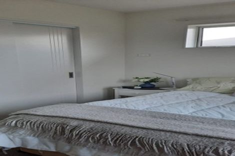 Photo of property in 16 Orchard Terrace, Riverhead, 0820